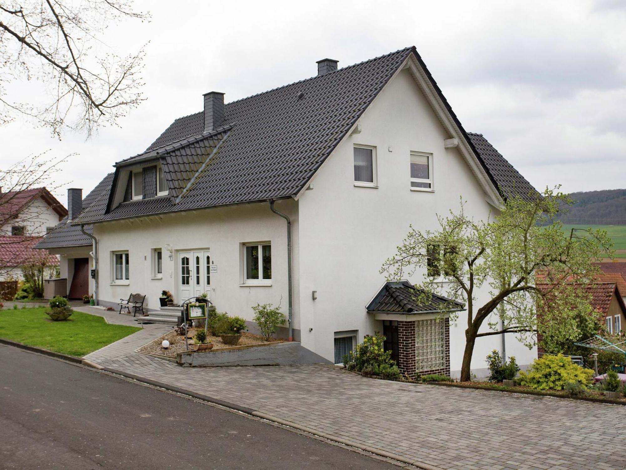 Large Detached Holiday Home In Hesse With Private Garden And Terrace Хомберг Екстериор снимка